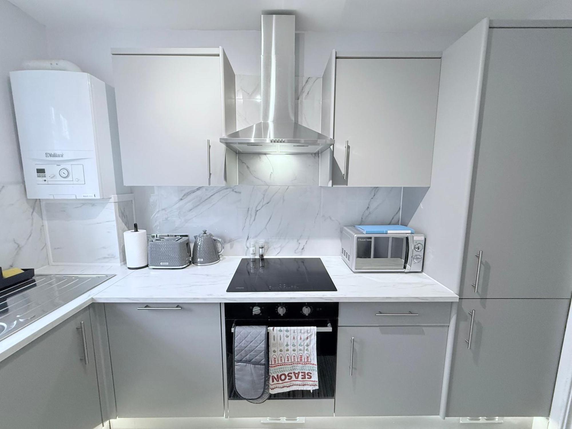 Staylondon - Sleeps 6 With Free Parking - Tourist, Concerts & Matches Kültér fotó