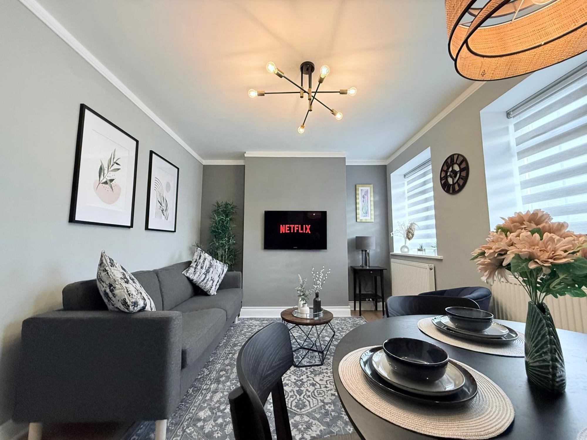 Staylondon - Sleeps 6 With Free Parking - Tourist, Concerts & Matches Kültér fotó