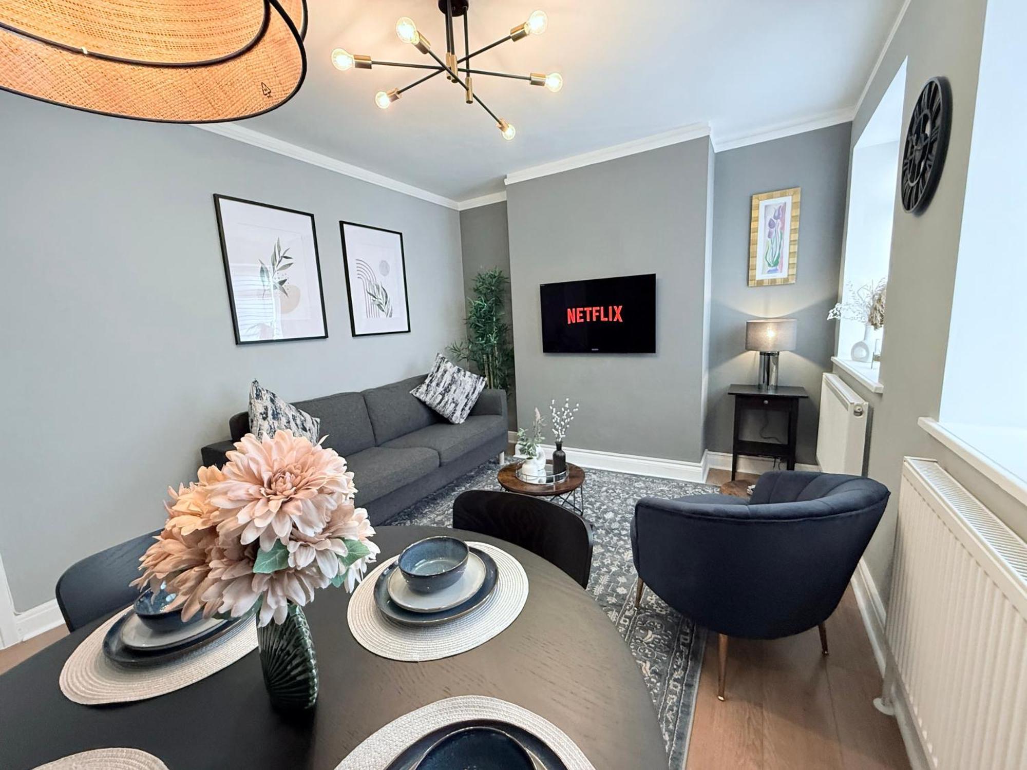 Staylondon - Sleeps 6 With Free Parking - Tourist, Concerts & Matches Kültér fotó